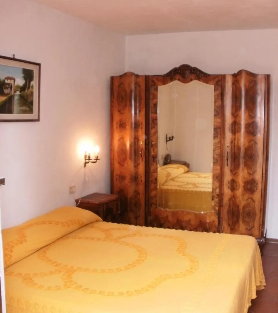 Villa Agriturismo Il Palazzaccio Galliano Bauernhof